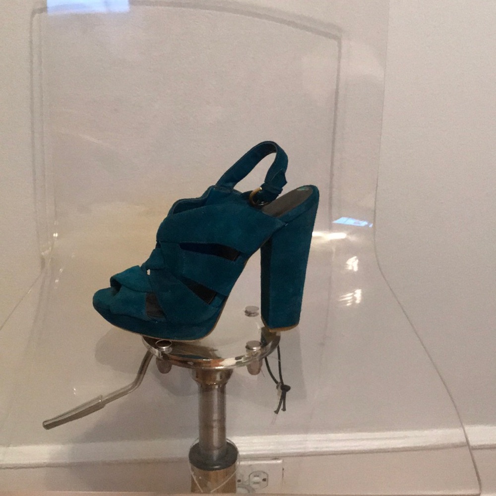 Jessica Simpson blue suede platform heels